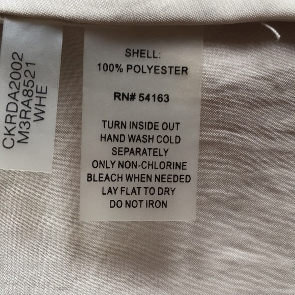 Women’s long-sleeved Calvin Klein shirt. - Picture 6 of 6